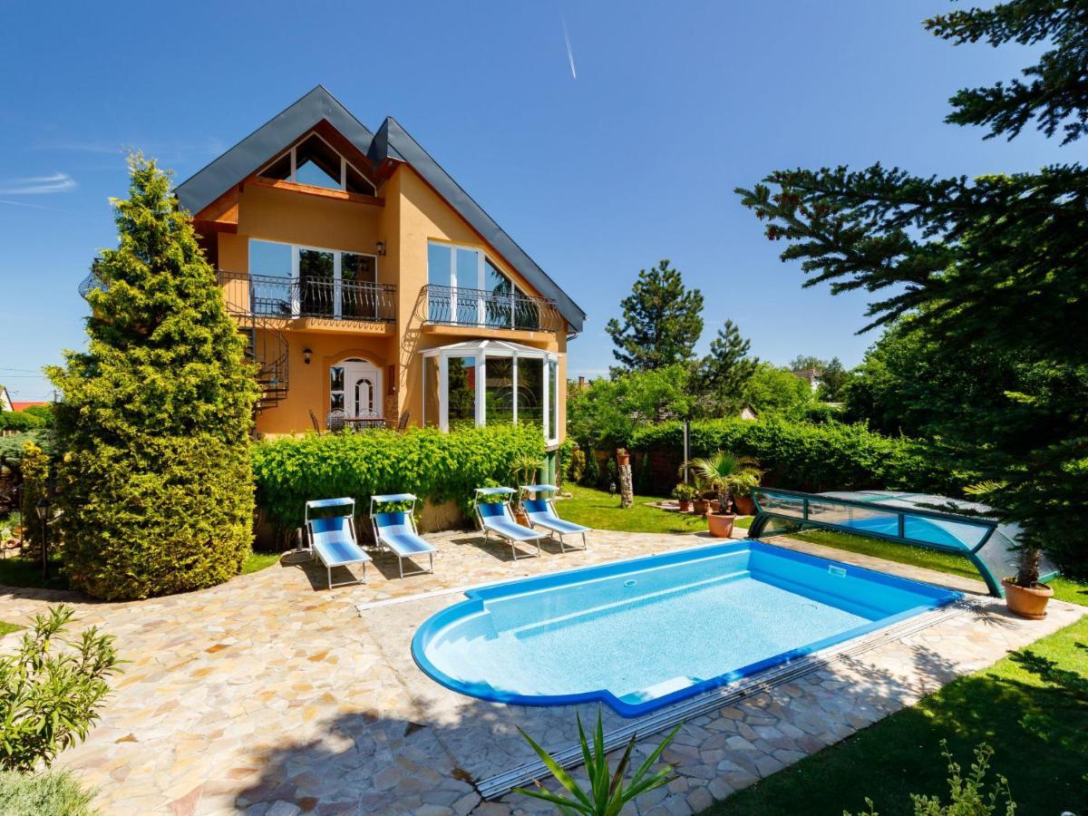 Holiday Home Szabo By Interhome Balatonlelle Eksteriør billede