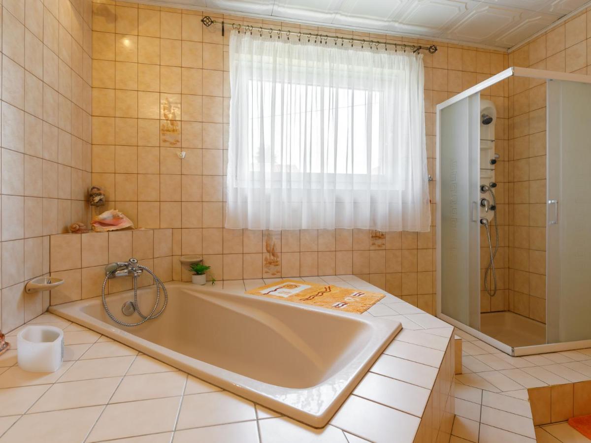 Holiday Home Szabo By Interhome Balatonlelle Eksteriør billede